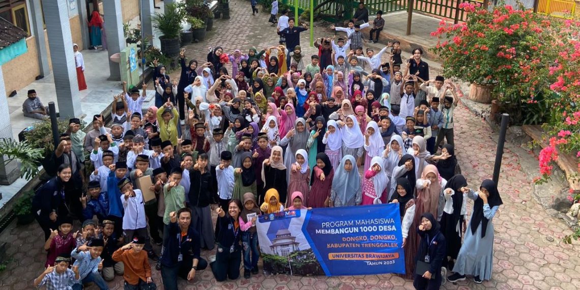 MMD UB Brings Hapiness to Primary School Students in Celebrating Islamic New Year